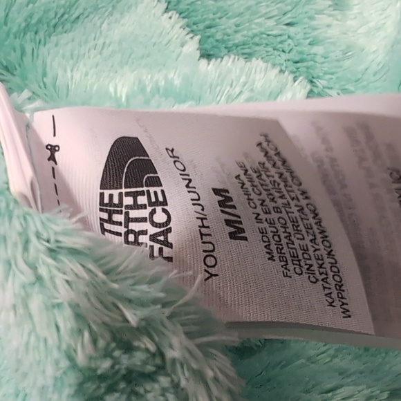 The North Face Mint Green Cable Knit Winter Hat Ear Flaps Fuzzy Lining - medium - Picture 4 of 4